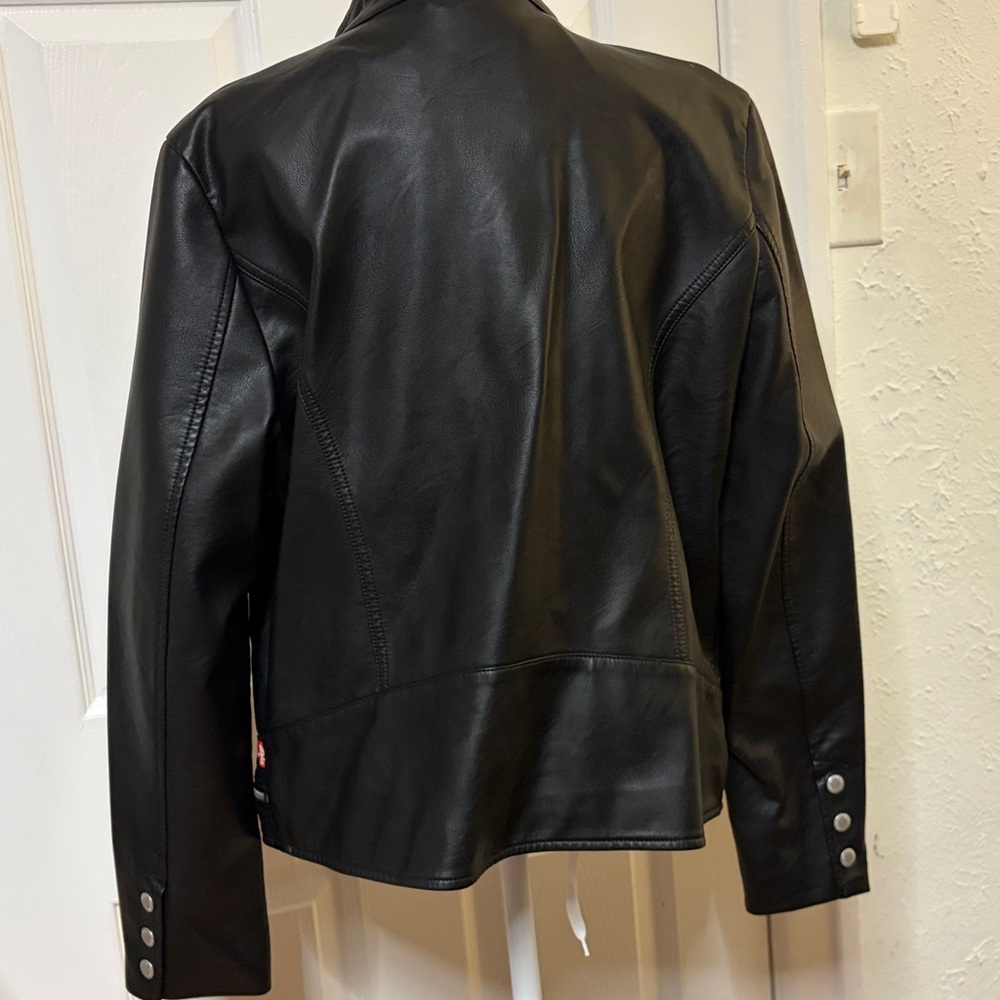 Levi's Black Bomber Jacket - Picture 3 of 9
